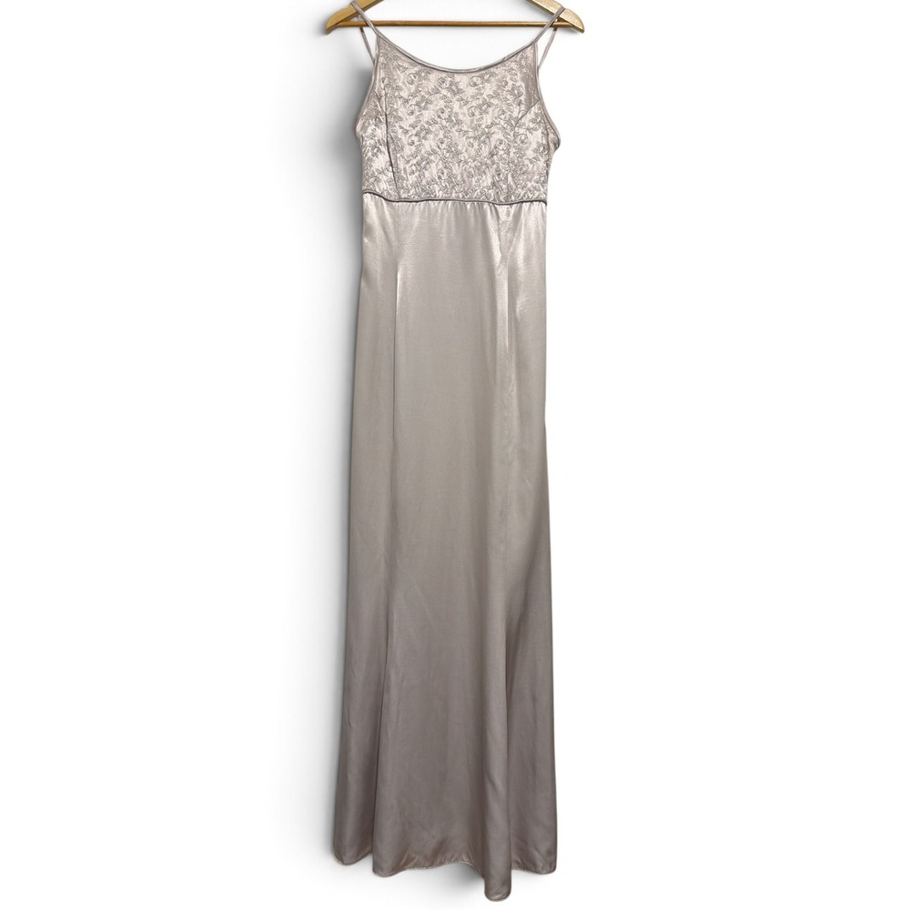 Vintage Jessica McClintock Embroidered Satin Maxi Gown Evening Dress
11/12